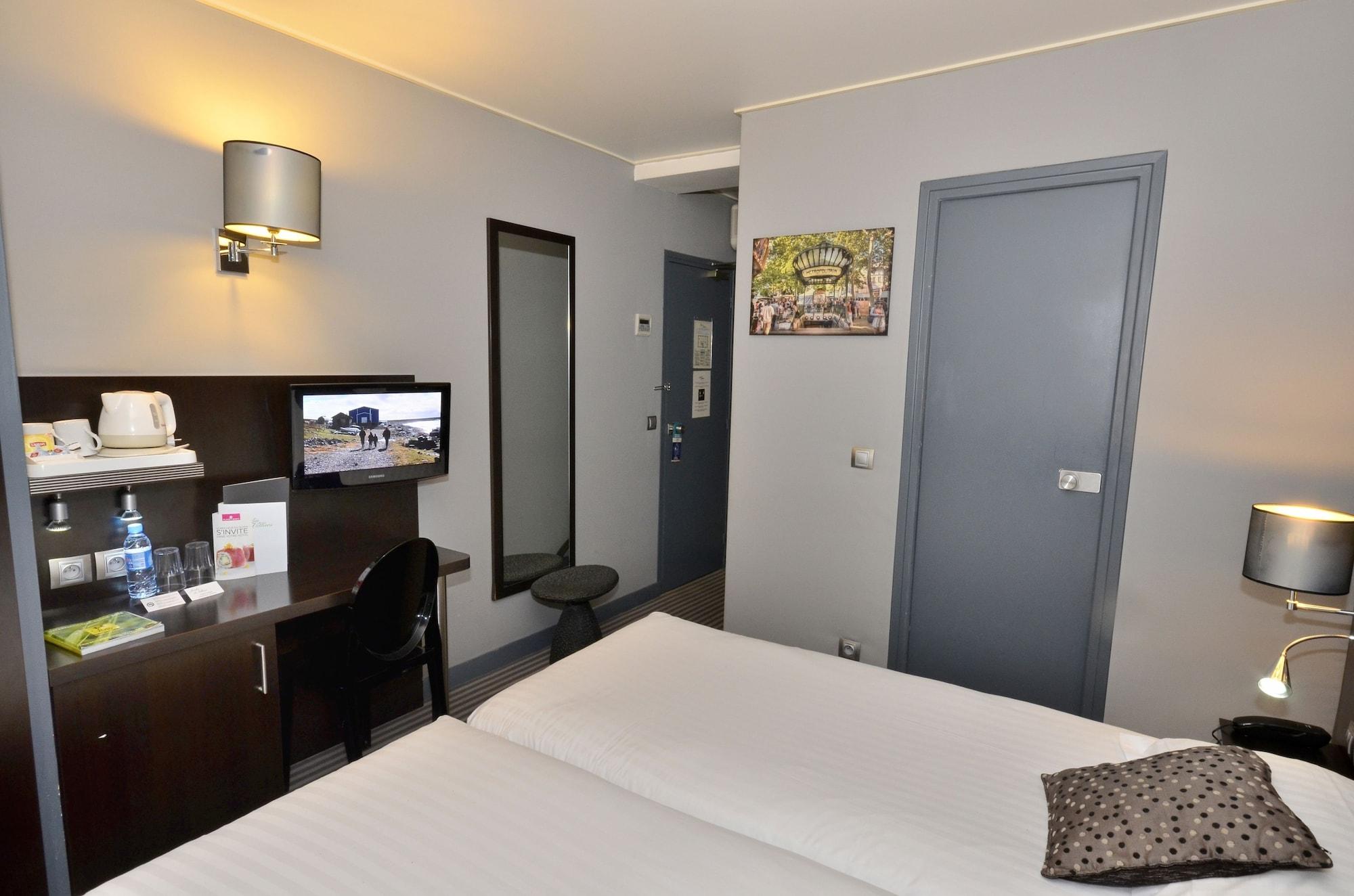 Logis Jardin De Villiers Hotel 3*